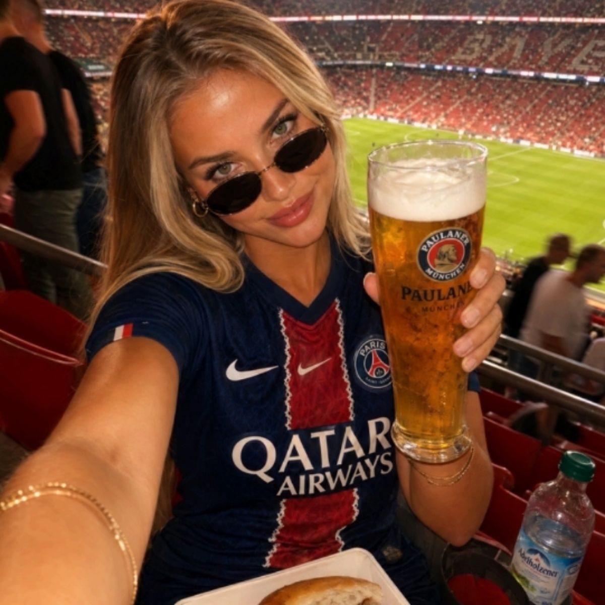 Stadium selfie with food example 1